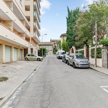 Apartment Spacious 1-bedroom With Parking Near The Place Dupuy In Welkeys Toulouse